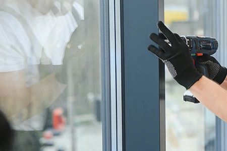 Same Day Glass Repair Car in Buenaventura Lakes, FL